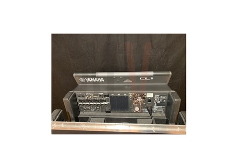 console YAMAHA CL1