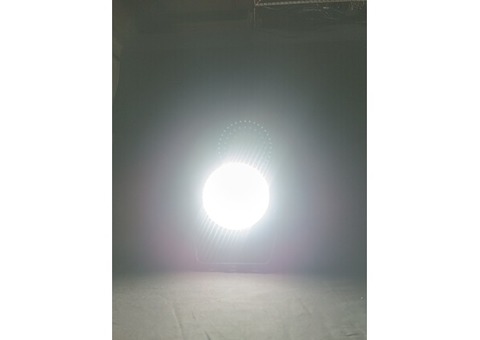 JEU DE LUMIERE BEAM Z STROBE BS98