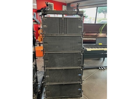 Vend Line Array dB Technologies