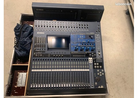 Console YAMAHA 02r96